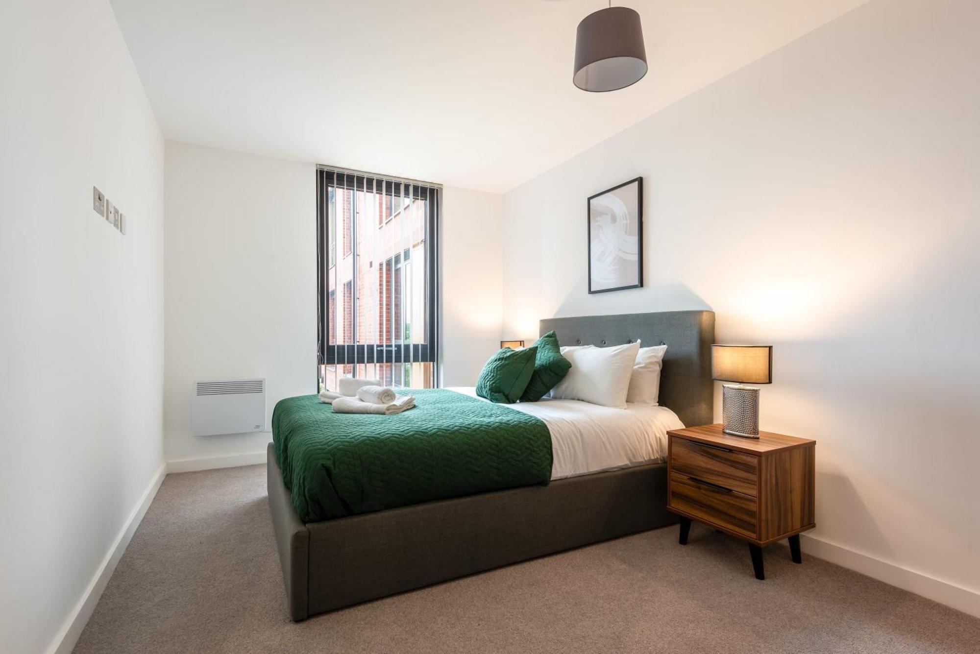 Stayzeni, Ouse Court Stunning 1 Bed Flat Apartment *
