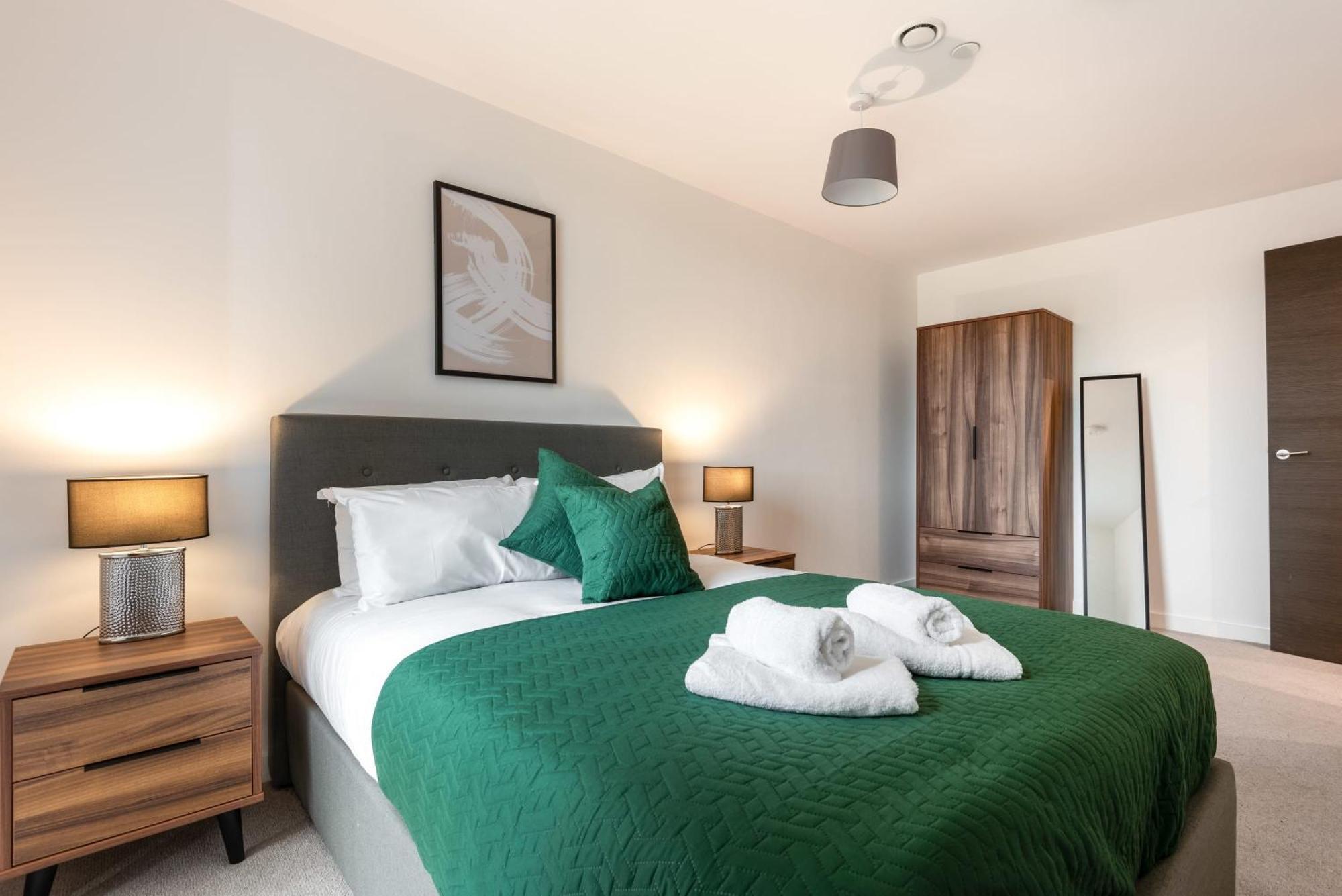 Stayzeni, Ouse Court Stunning 1 Bed Flat Apartment *